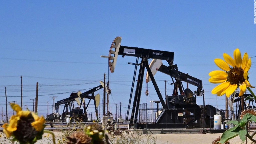 Caen precios del petróleo en EE.UU.