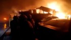 Gran incendio deja un muerto y unas 500 casas dañadas en Chile