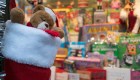 Tormenta invernal retrasa entrega de regalos navideños en EE.UU.