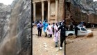 Evacúan a turistas por inundaciones en Petra