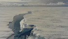 Se desprende iceberg de 14 veces el tamaño de París en la Antártida