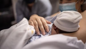Tasa de natalidad de EE. UU. sigue por debajo de los niveles previos a la pandemia