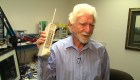 Hace 50 años, él hizo la primera llamada por celular