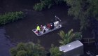 Rescatan a residentes de Fort Lauderdale de las inundaciones