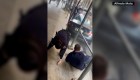 Caótica escena en Nueva York por conductor que hirió a policía