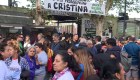 Kirchneristas piden a Cristina Fernández como su candidata presidencial