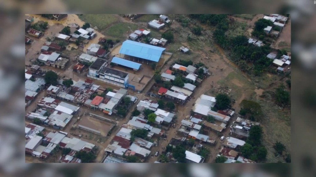 Inundación en Esmeraldas afecta a miles en Ecuador