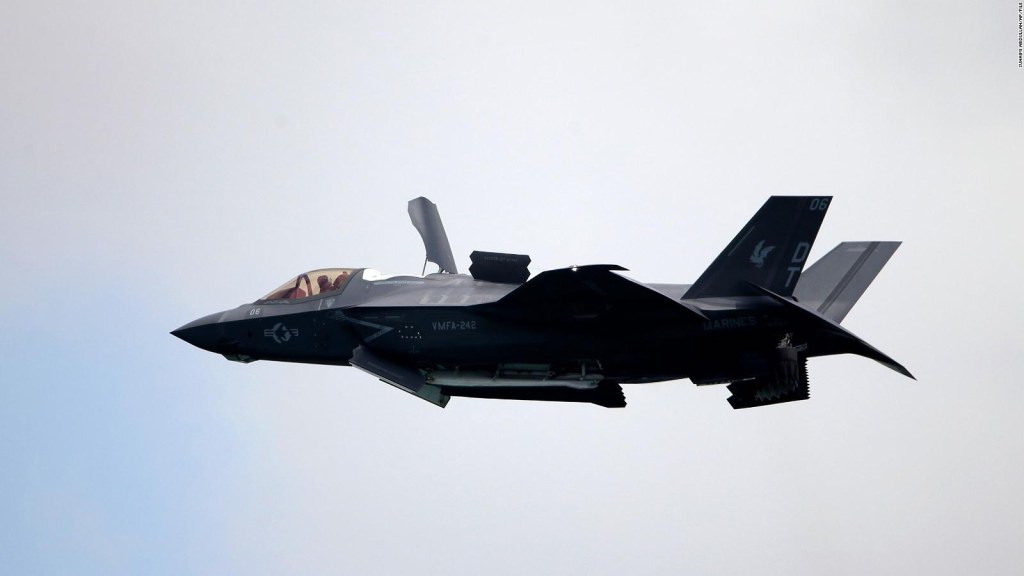 EE.UU. pide ayuda para hallar un avión de combate perdido